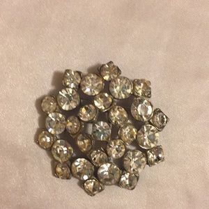 Vintage rinestone brooch
